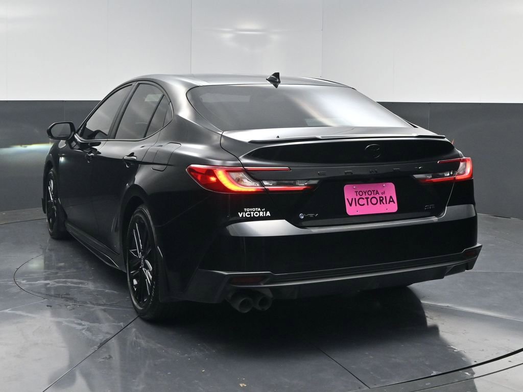 Used 2025 Toyota Camry SE image 17