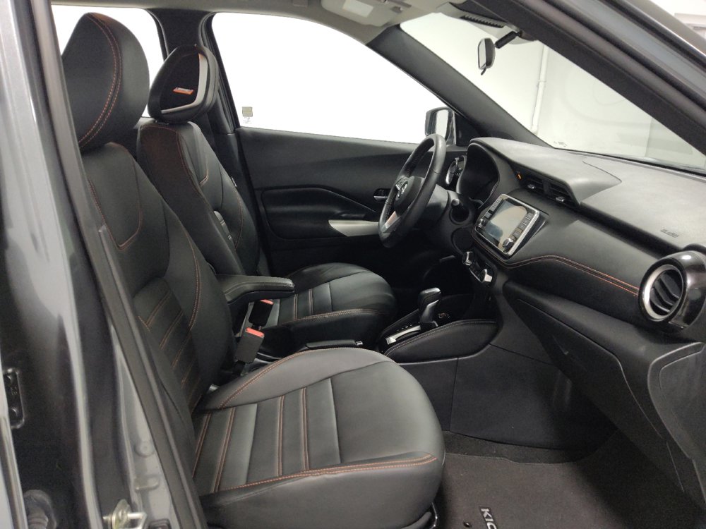 Used 2020 Nissan Kicks SR w/ SR Premium Package image 21