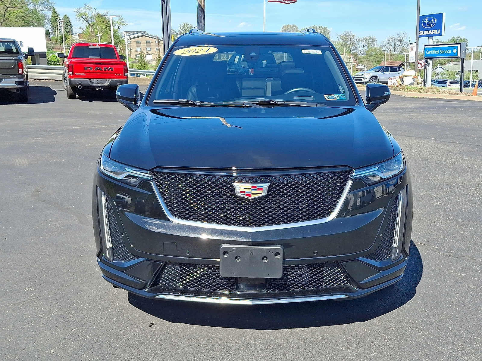 Used 2024 Cadillac XT6 Sport w/ Technology Package image 2