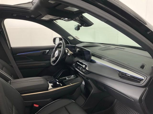 Used 2025 Buick Enclave Avenir w/ Super Cruise Package image 31