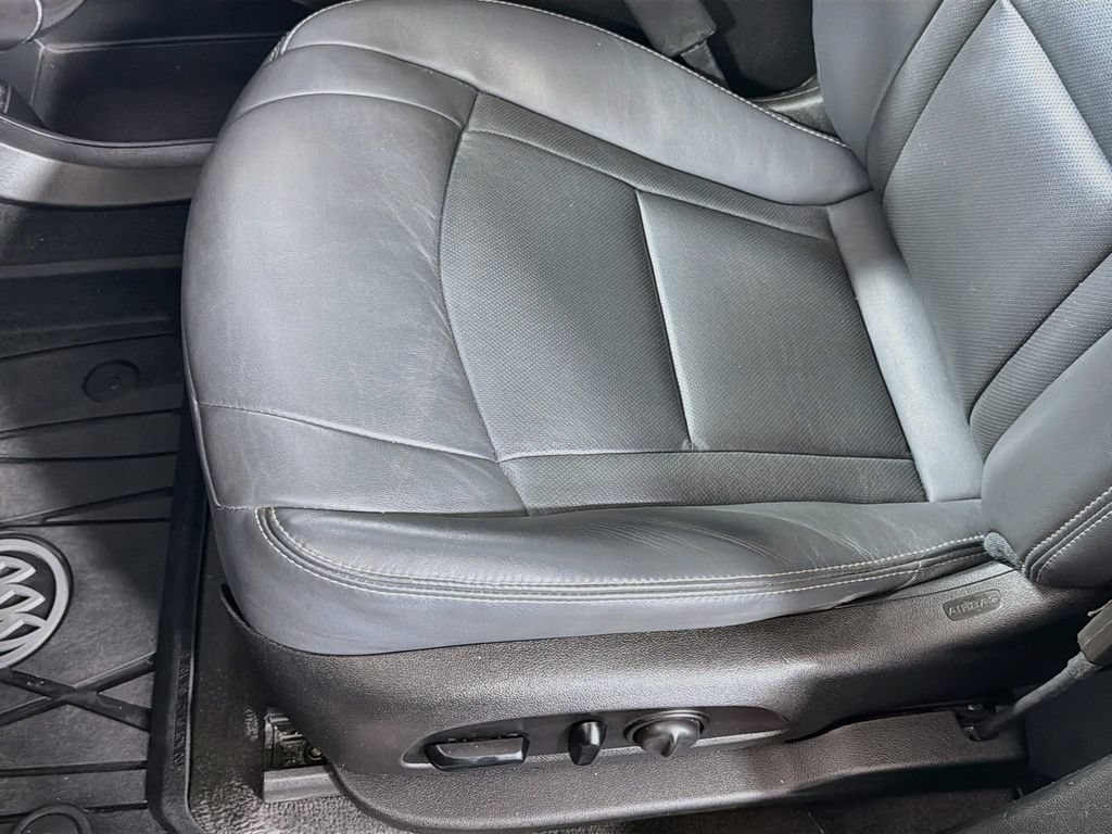 Used 2019 Buick Enclave Premium FWD image 21