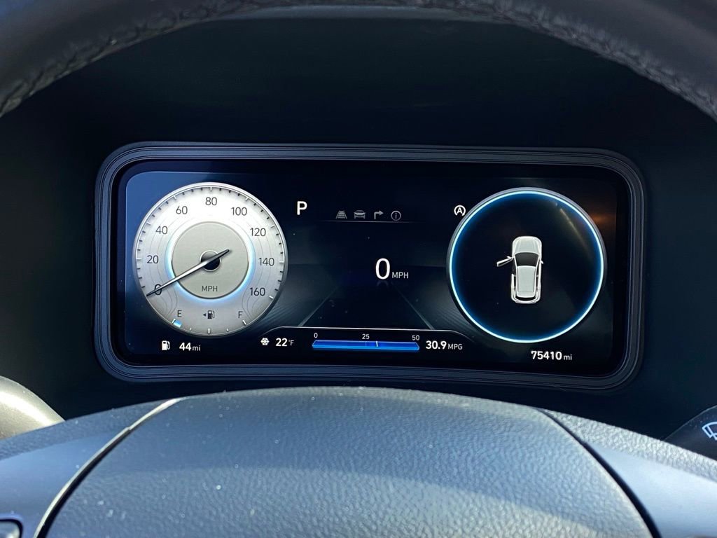 Used 2022 Hyundai Kona Limited image 16