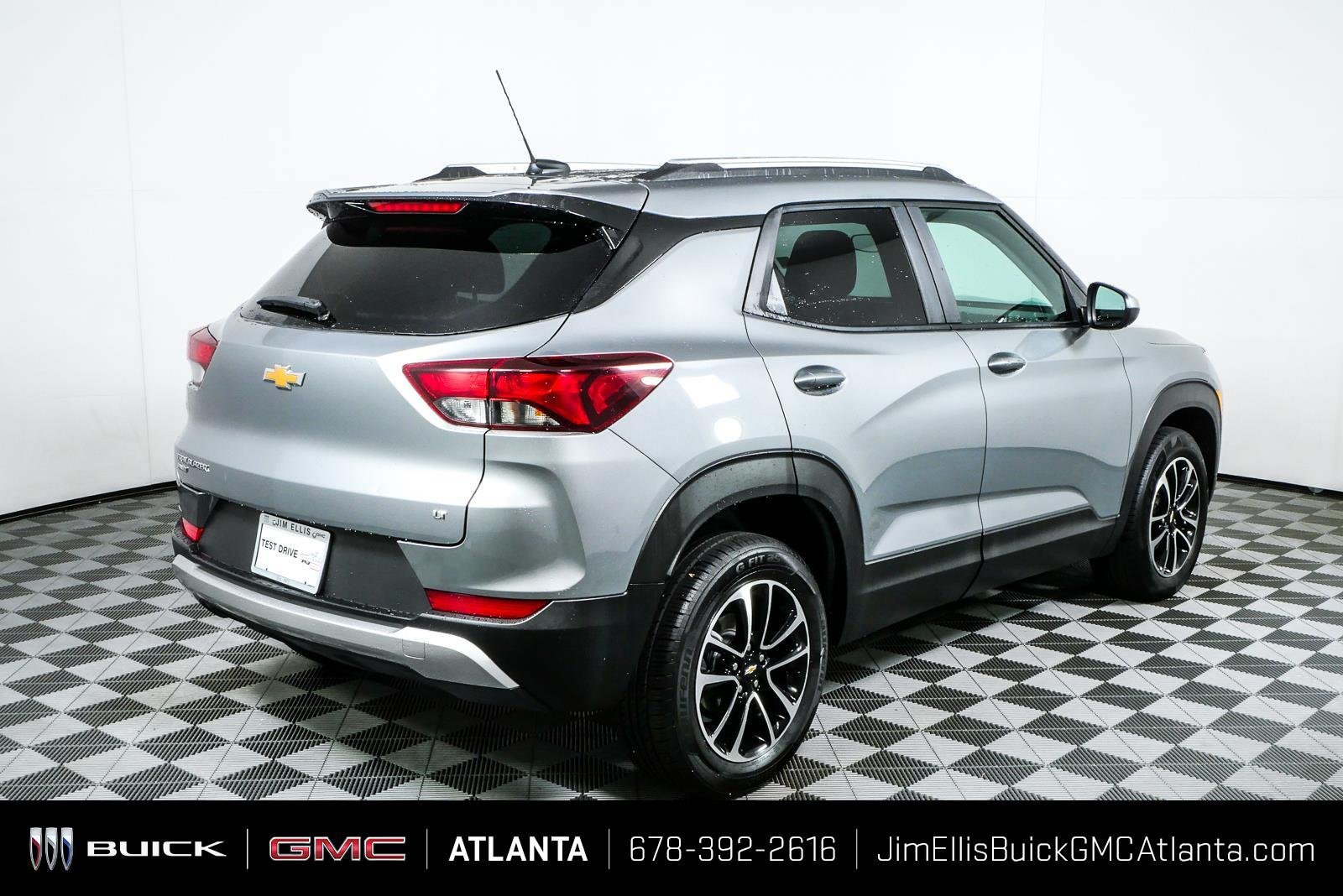 Certified 2025 Chevrolet TrailBlazer LT AWD/4WD image 3
