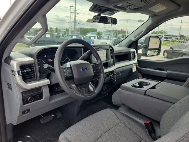 New 2026 Ford F350 XL w/ STX Appearance Package AWD/4WD image 17