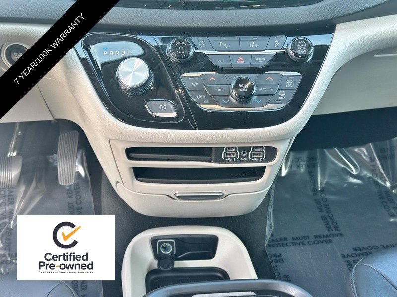 Certified 2024 Chrysler Pacifica Touring-L FWD image 15