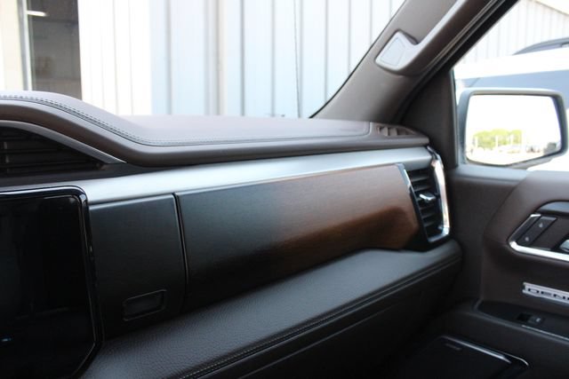 Used 2024 GMC Sierra 1500 Denali AWD/4WD image 20
