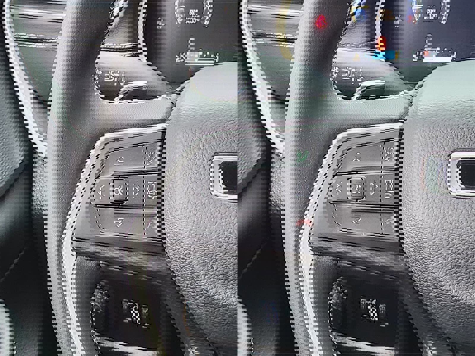 Certified 2024 Jeep Grand Cherokee L Laredo image 34