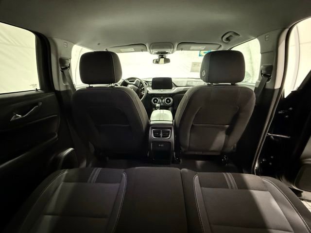 Used 2025 Chevrolet Blazer LT image 29