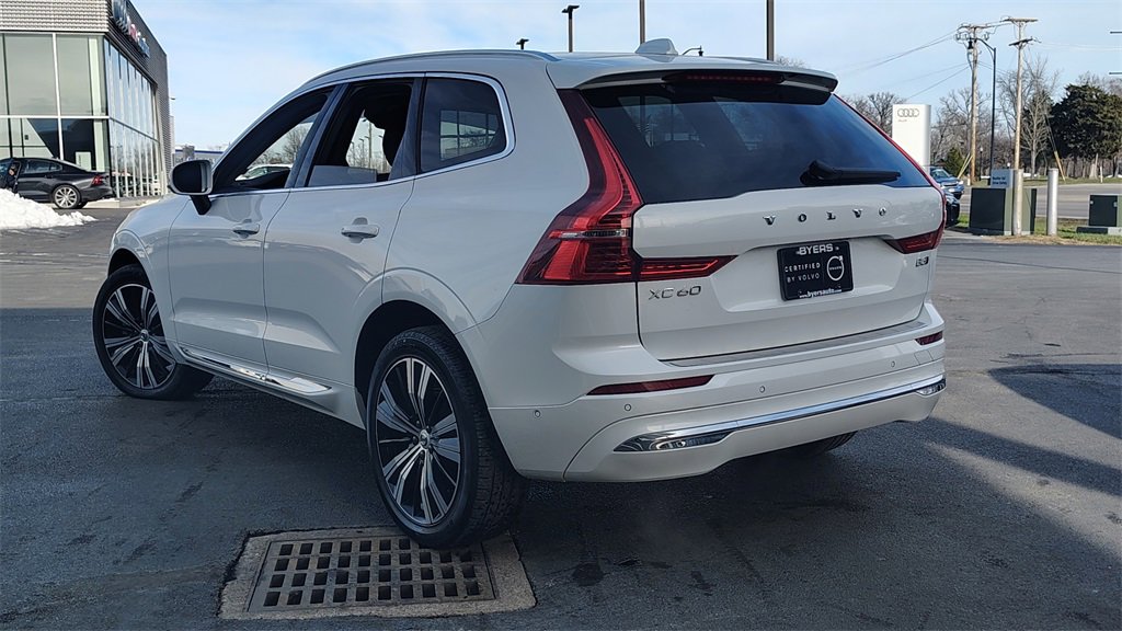 Certified 2023 Volvo XC60 B5 Plus w/ Climate Package image 4