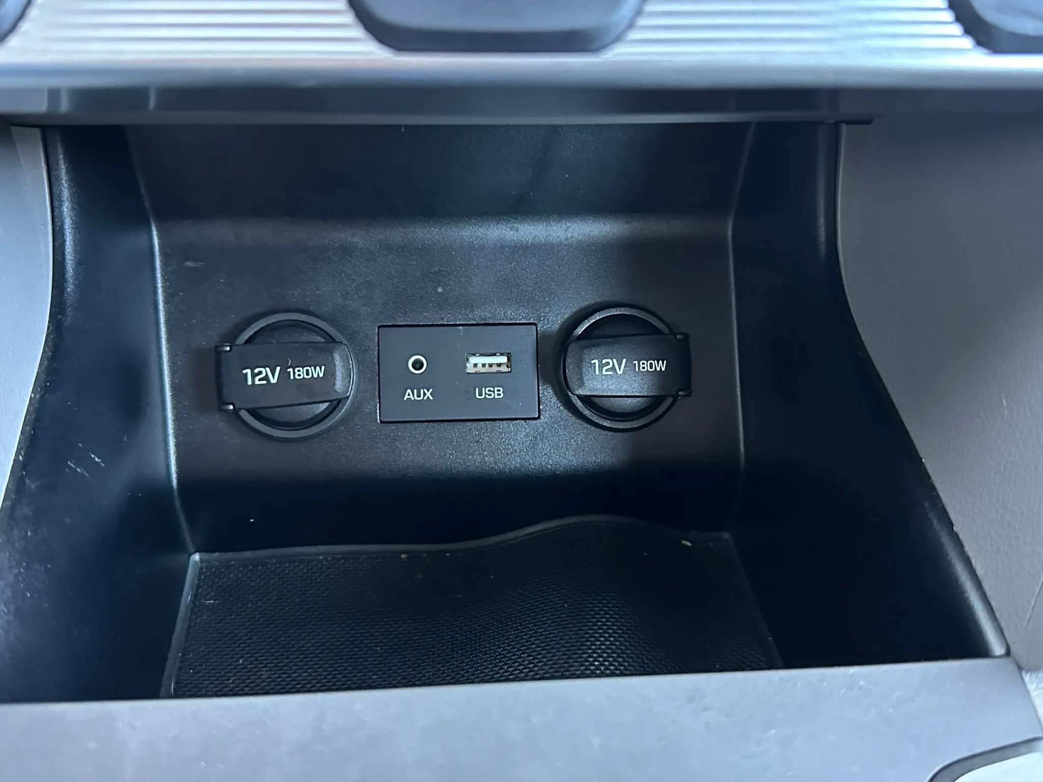 Used 2019 Hyundai Elantra SE FWD image 21