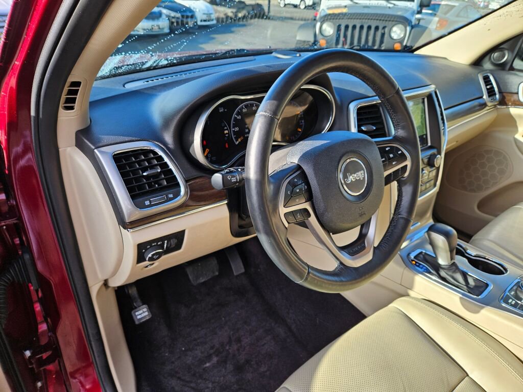Used 2018 Jeep Grand Cherokee Limited w/ Luxury Group II image 16