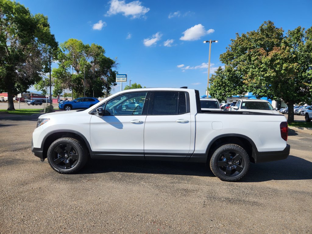 New 2026 Honda Ridgeline Black Edition image 8