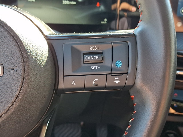 Certified 2026 Nissan Kicks SR w/ SR Premium Package FWD image 26
