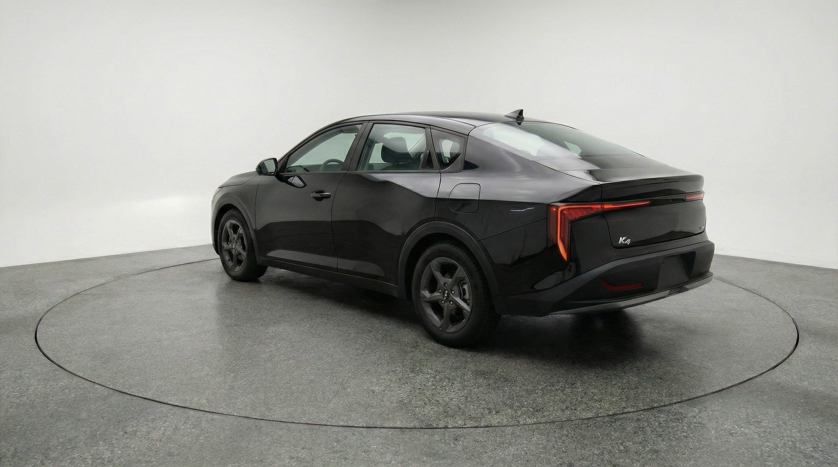 Used 2025 Kia K4 FWD image 6