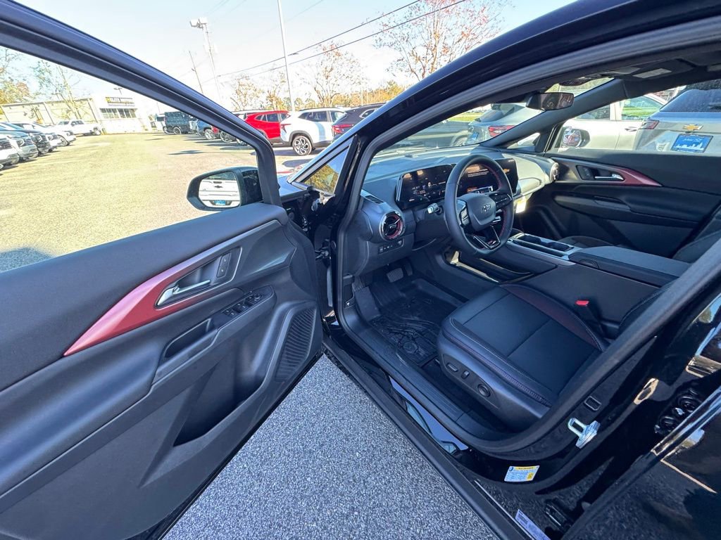 New 2026 Chevrolet Equinox EV RS image 10