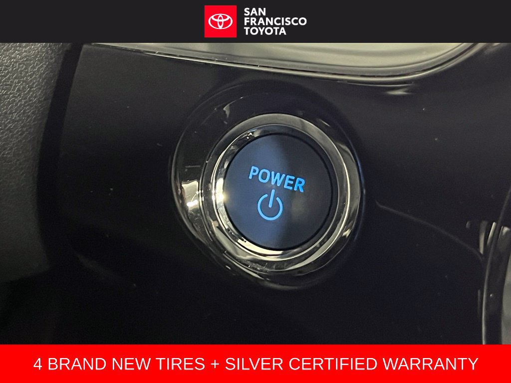 Certified 2017 Toyota Prius Prime Advanced FWD image 24