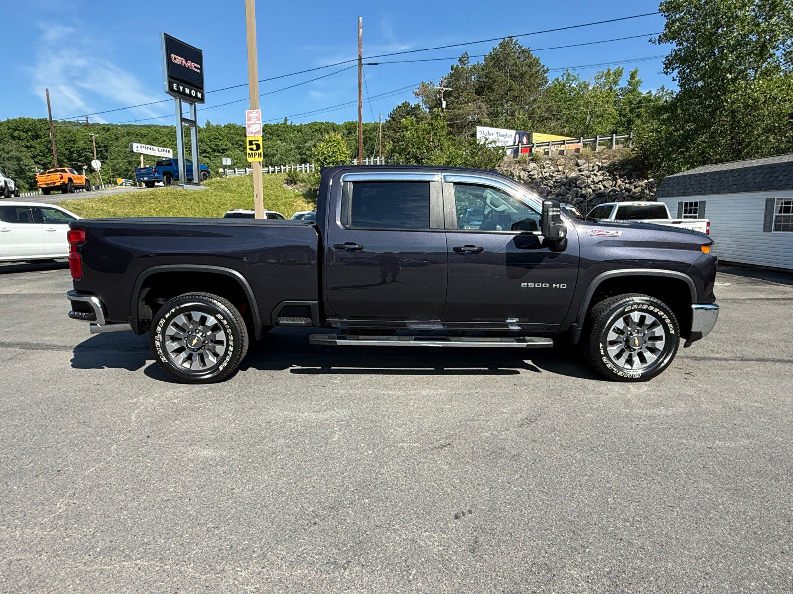 Used 2024 Chevrolet Silverado 2500 LT w/ All Star Edition AWD/4WD image 6