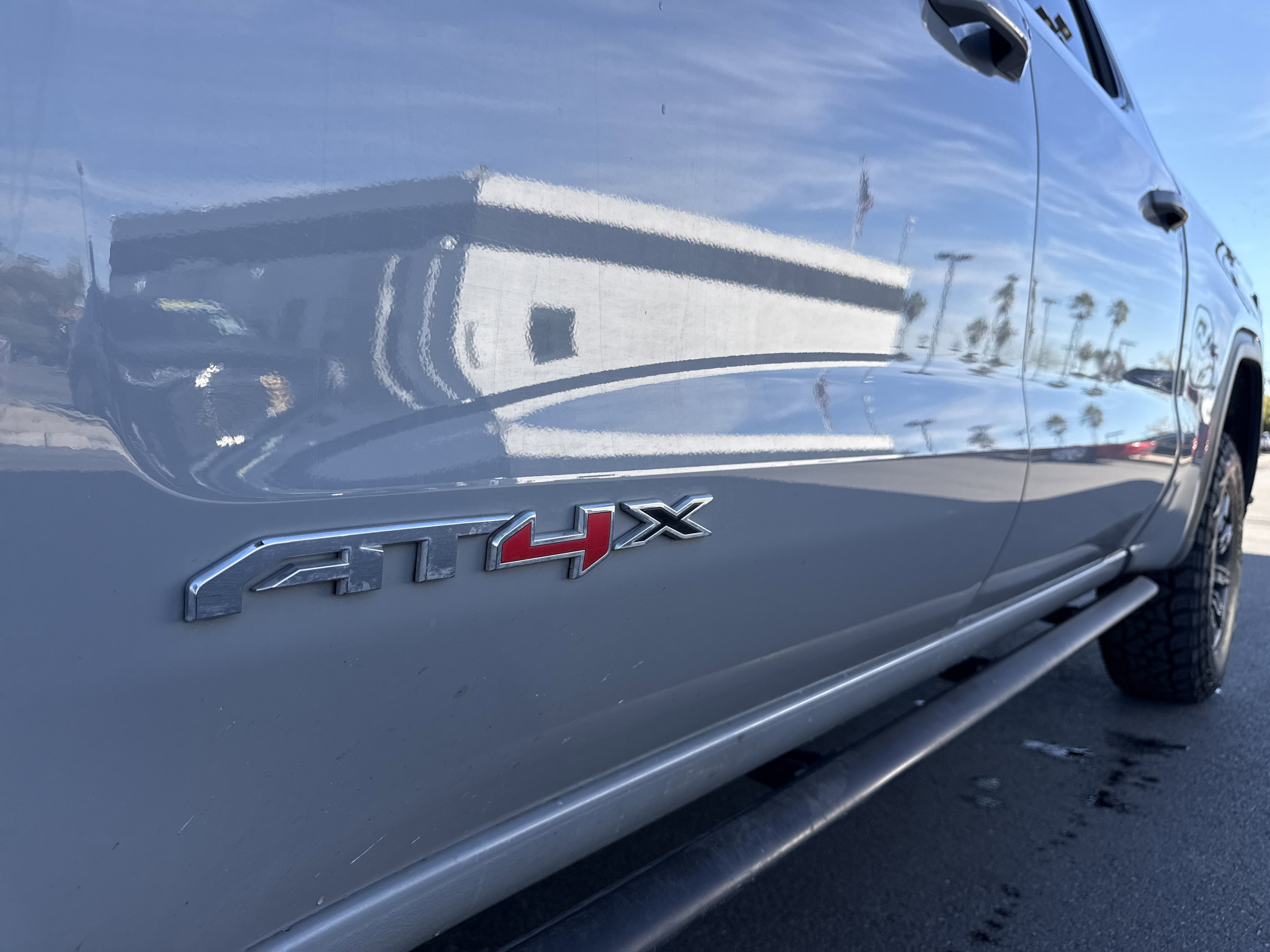 Used 2024 GMC Sierra 1500 AT4X image 9