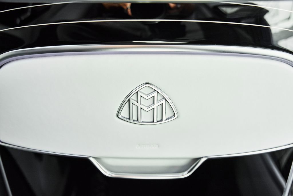 Used 2024 Mercedes-Benz Maybach EQS 680 4MATIC image 57