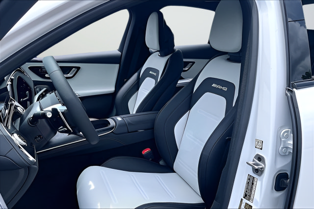 New 2026 Mercedes-Benz E 53 AMG e 4MATIC Sedan image 10