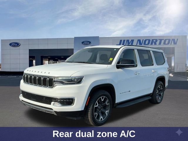 Used 2024 Jeep Wagoneer Series III AWD/4WD image 9