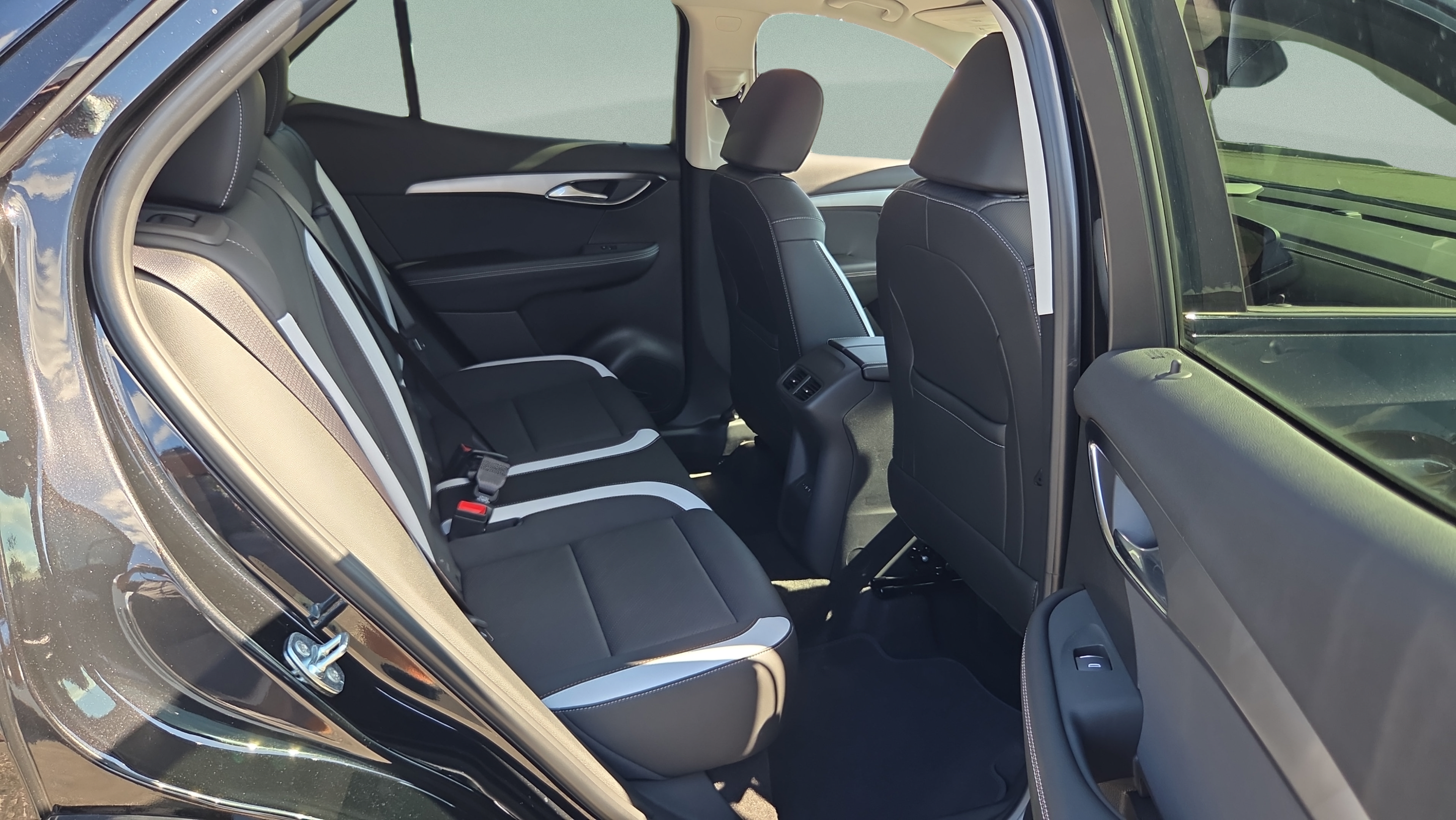 New 2026 Buick Envision Sport Touring AWD/4WD image 14