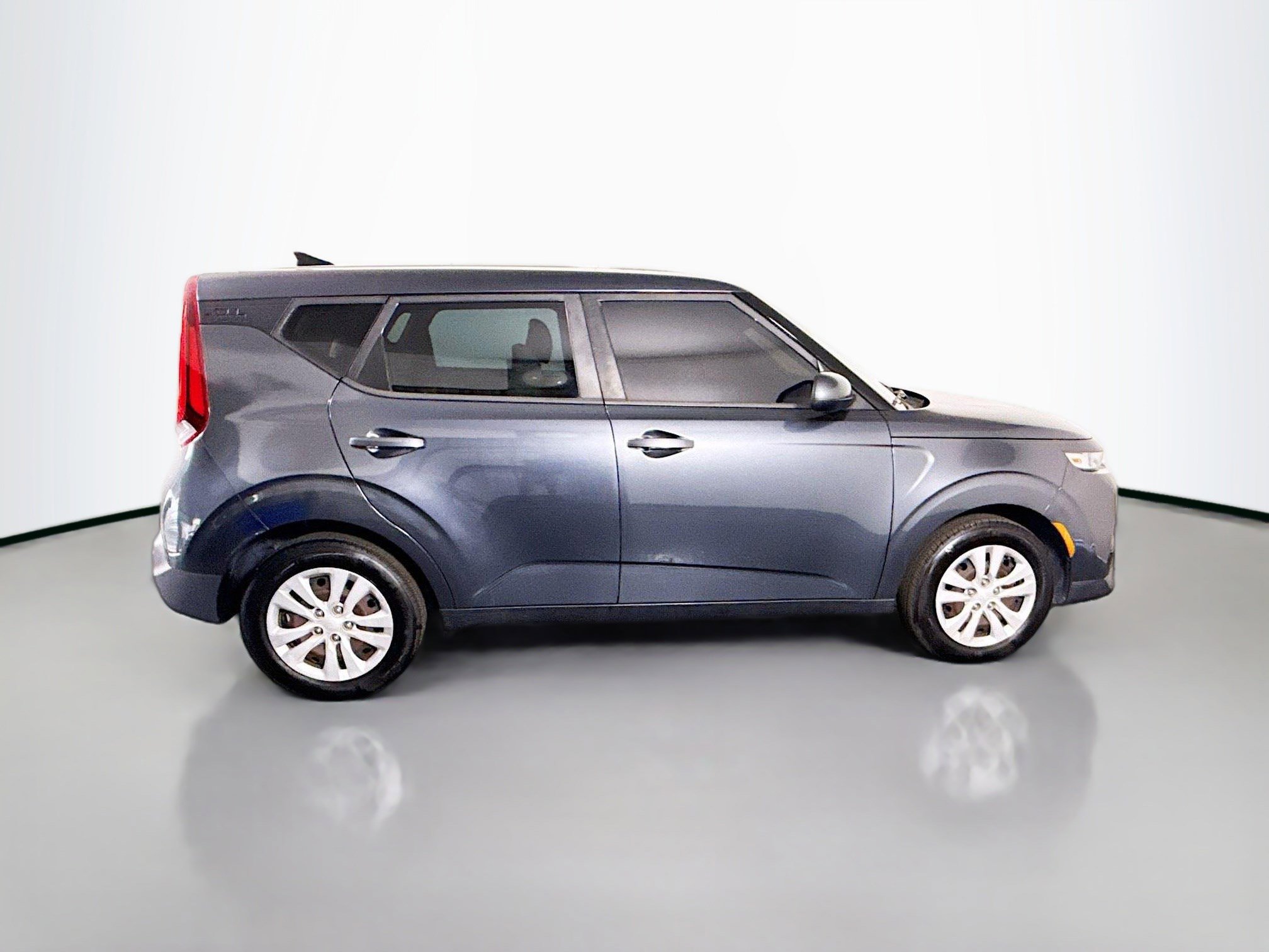 Used 2020 Kia Soul LX image 11