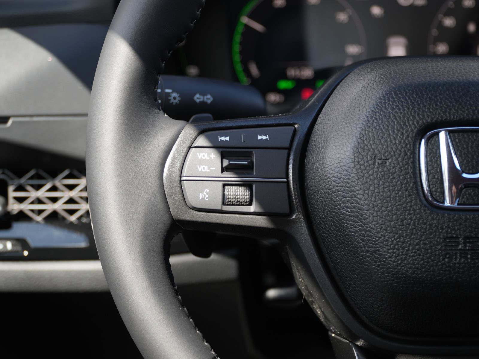 Used 2025 Honda Accord Sport image 23