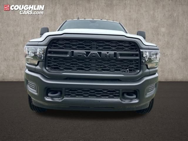 New 2024 RAM 5500 Tradesman w/ Max Tow Package image 2