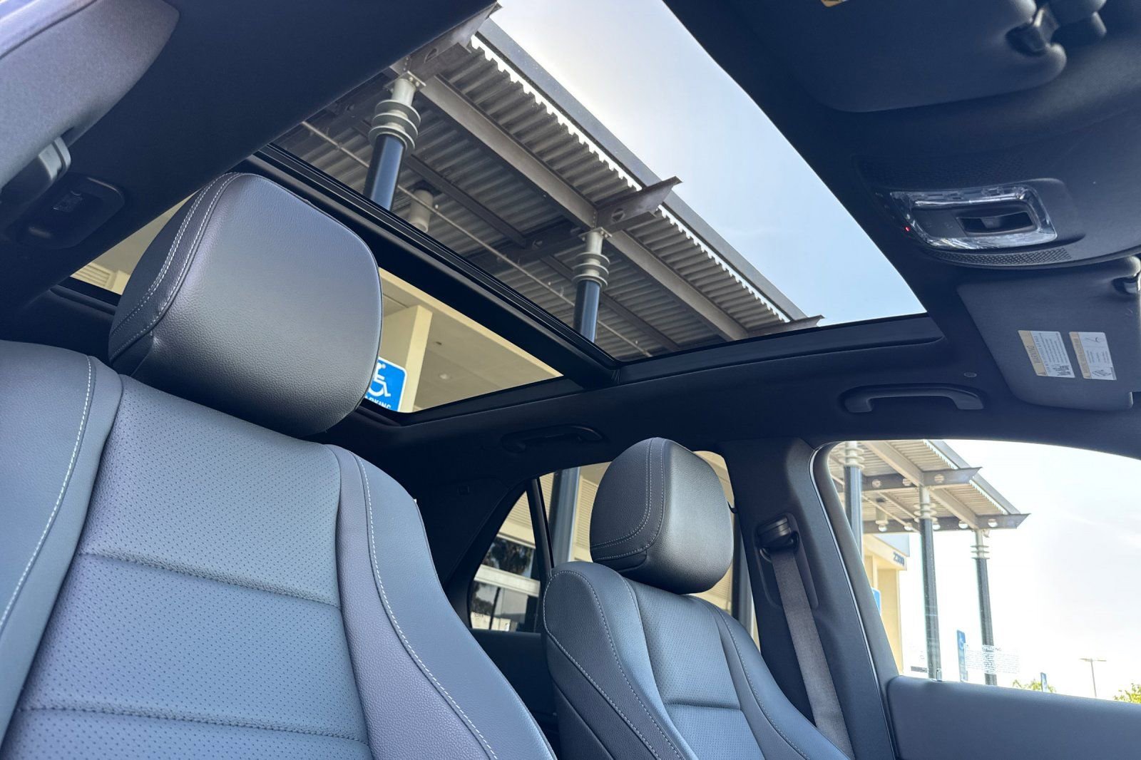 Certified 2025 Mercedes-Benz GLE 450 4MATIC image 19