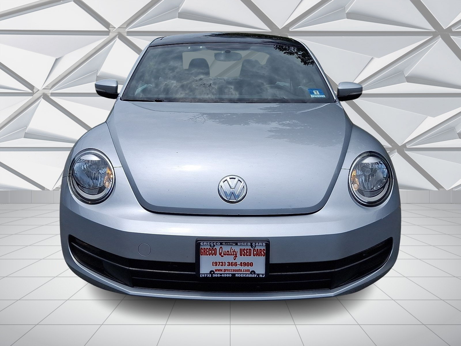 Used 2014 Volkswagen Beetle 2.5 FWD image 3