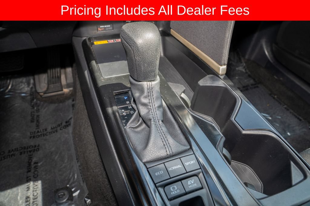 Used 2025 Toyota Camry LE w/ Convenience Package AWD/4WD image 15