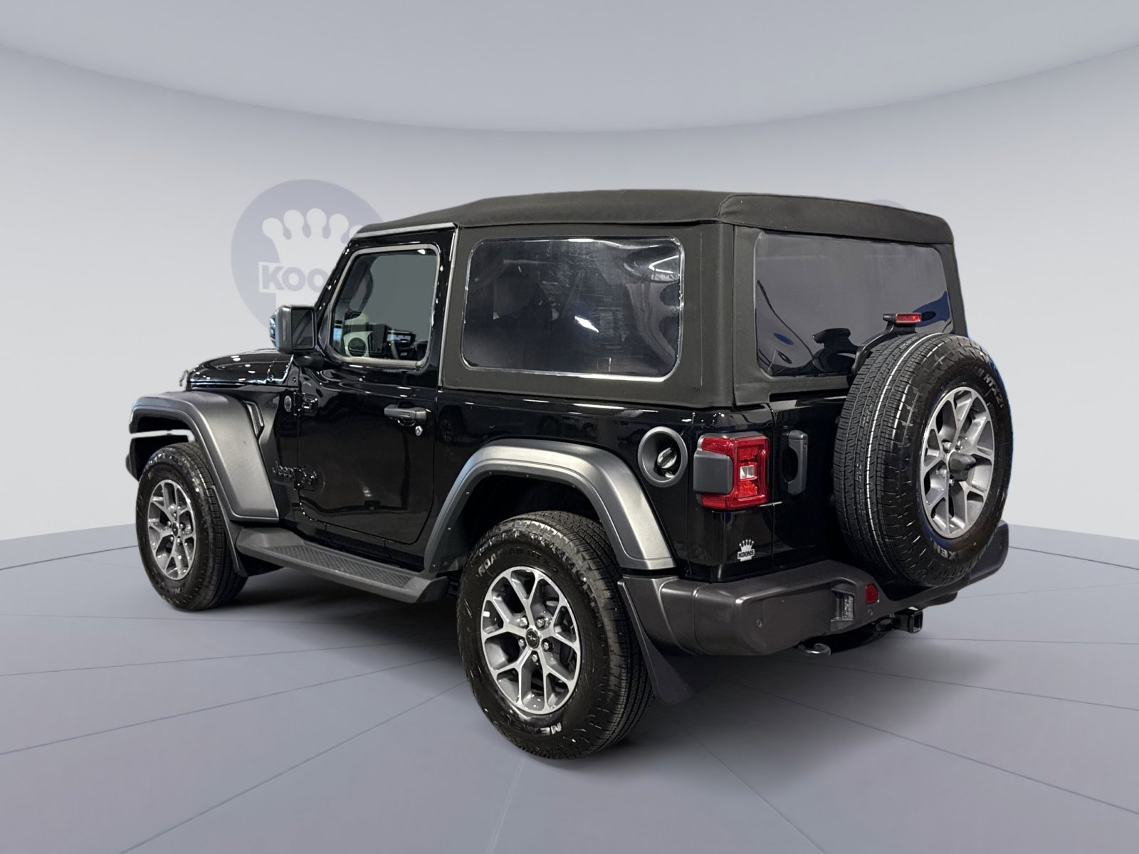 Used 2024 Jeep Wrangler Sport S image 4