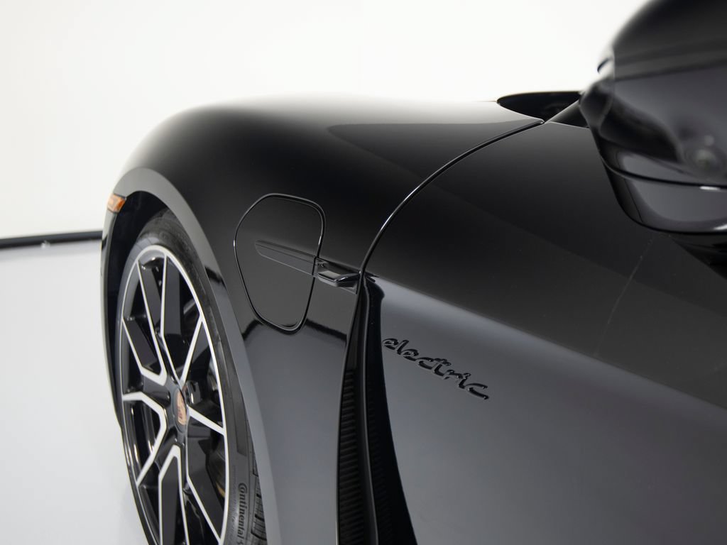 New 2026 Porsche Taycan AWD/4WD image 41