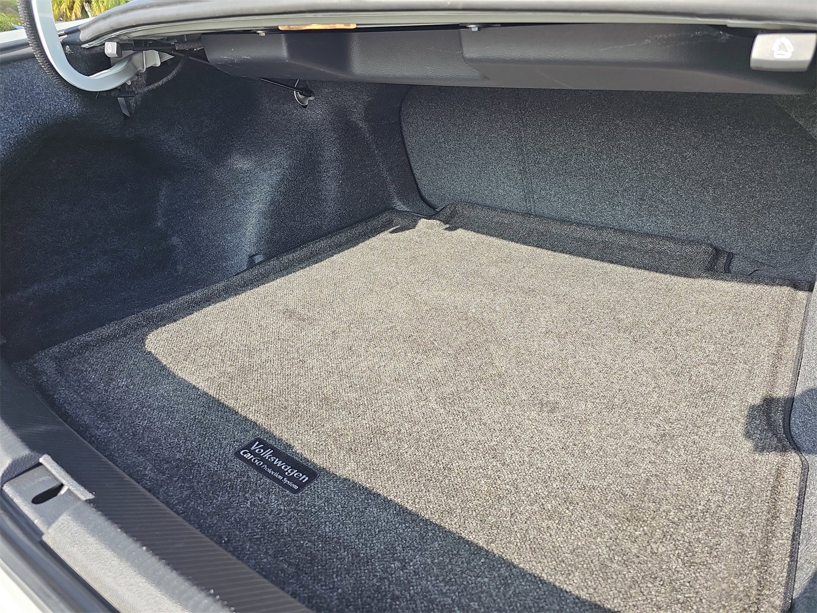 Used 2021 Volkswagen Passat 2.0T R-Line image 12