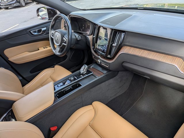 Used 2022 Volvo XC60 B6 Inscription w/ Climate Package AWD/4WD image 20