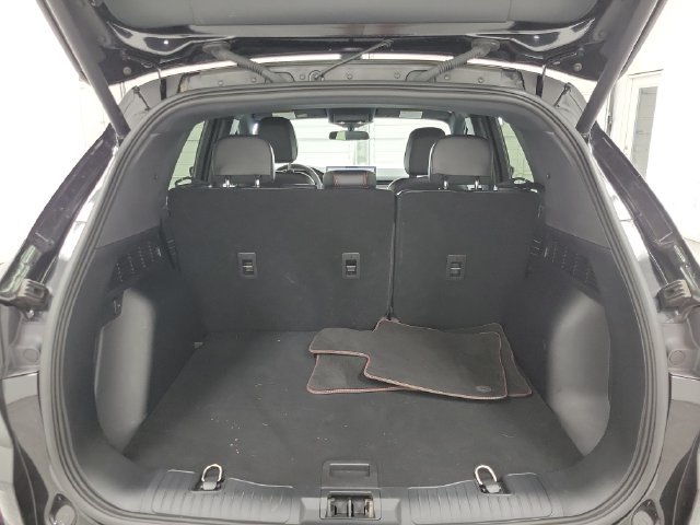 Used 2023 Ford Escape ST-Line w/ Tech Pack #1 AWD/4WD image 8