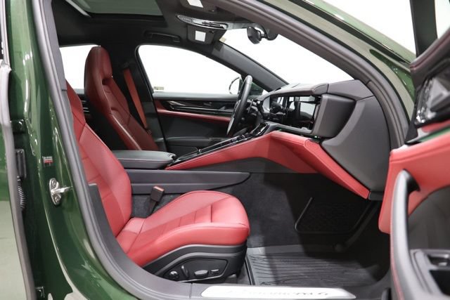 Used 2025 Porsche Panamera 4 AWD/4WD image 34