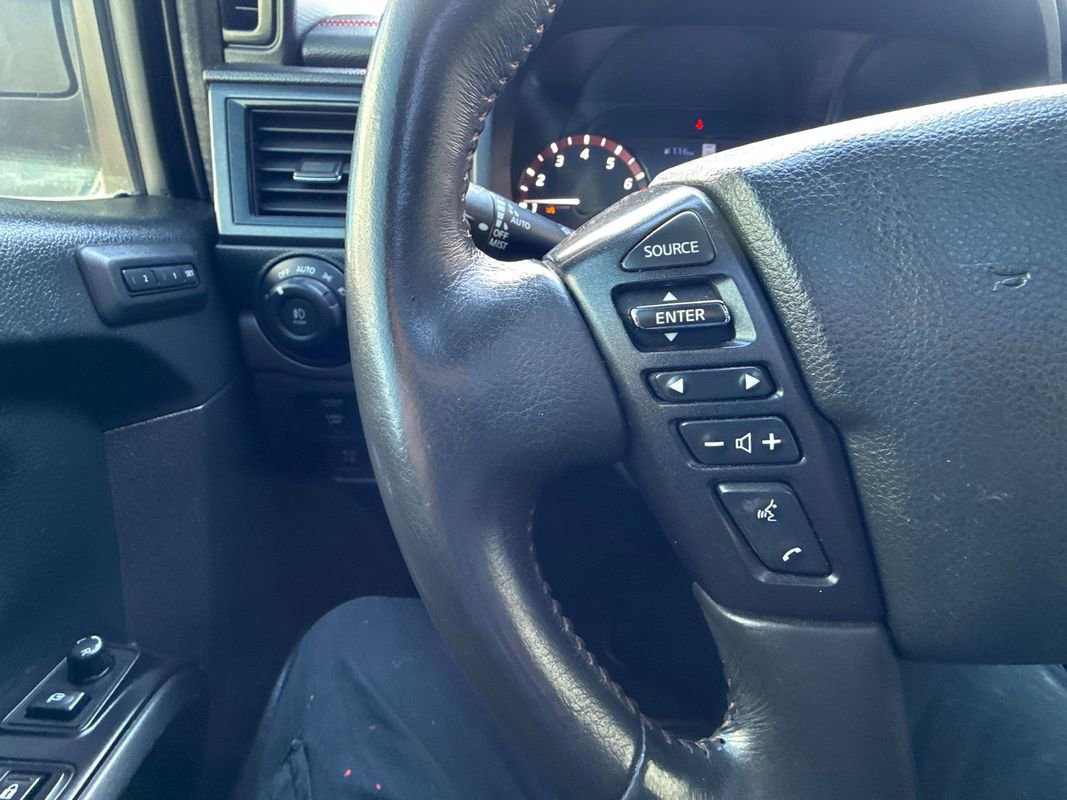 Used 2021 Nissan Titan PRO-4X w/ Pro-4x Convenience Package image 21