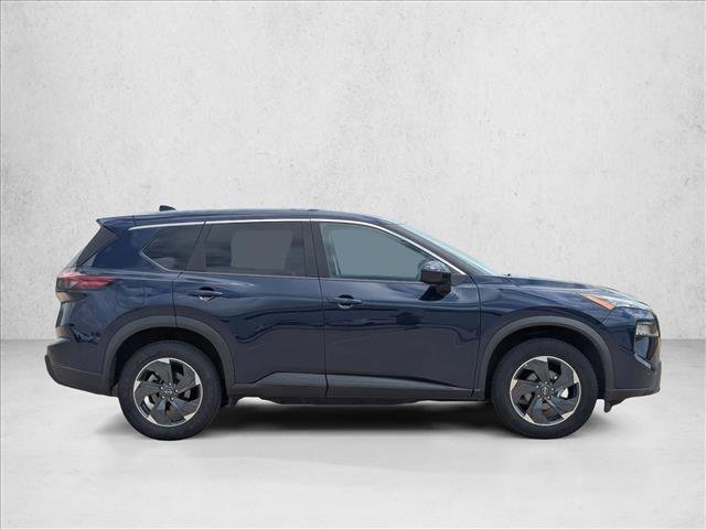 Used 2025 Nissan Rogue SV image 4