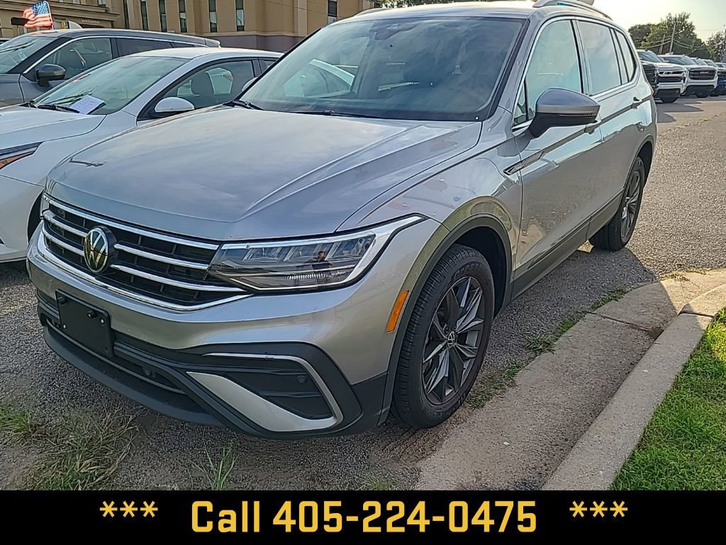Used 2024 Volkswagen Tiguan SE FWD video 1