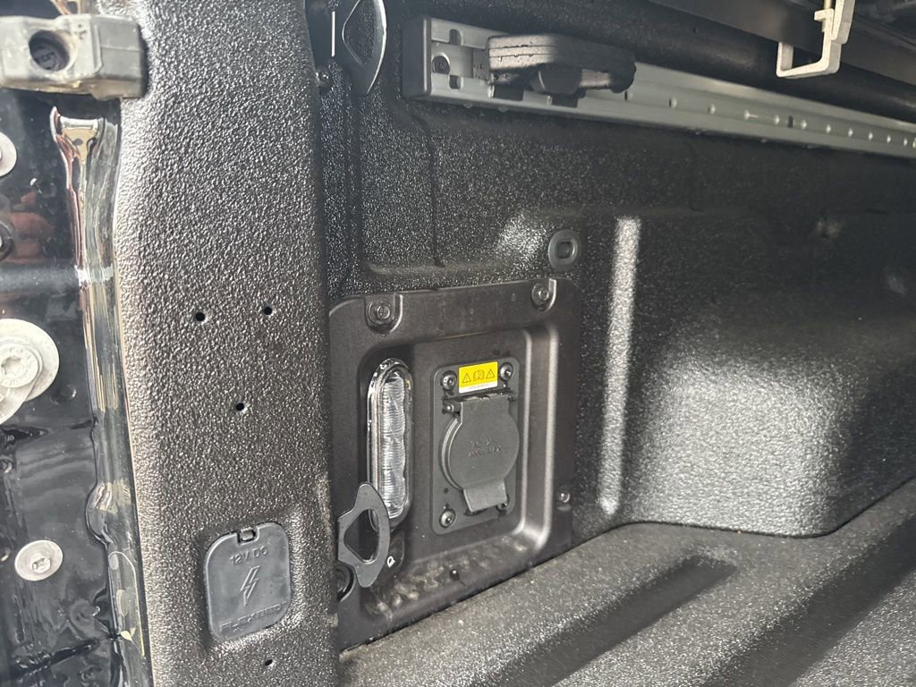 Used 2025 Ford Maverick Lobo AWD/4WD image 29