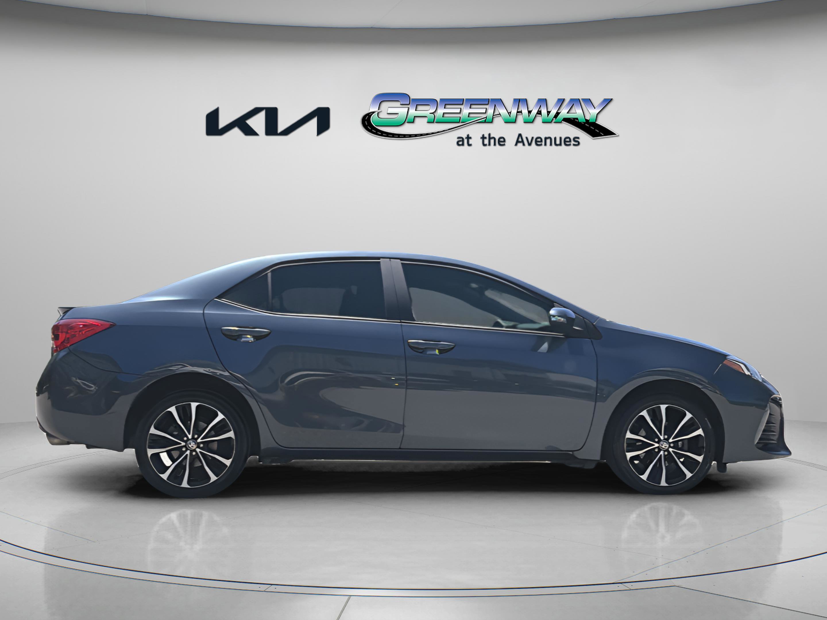 Used 2019 Toyota Corolla SE FWD image 7