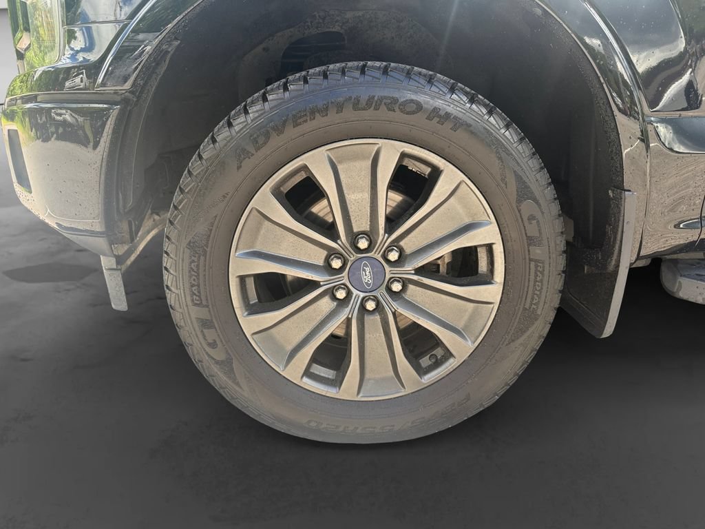 Used 2018 Ford F150 Lariat w/ Equipment Group 502A Luxury AWD/4WD image 9