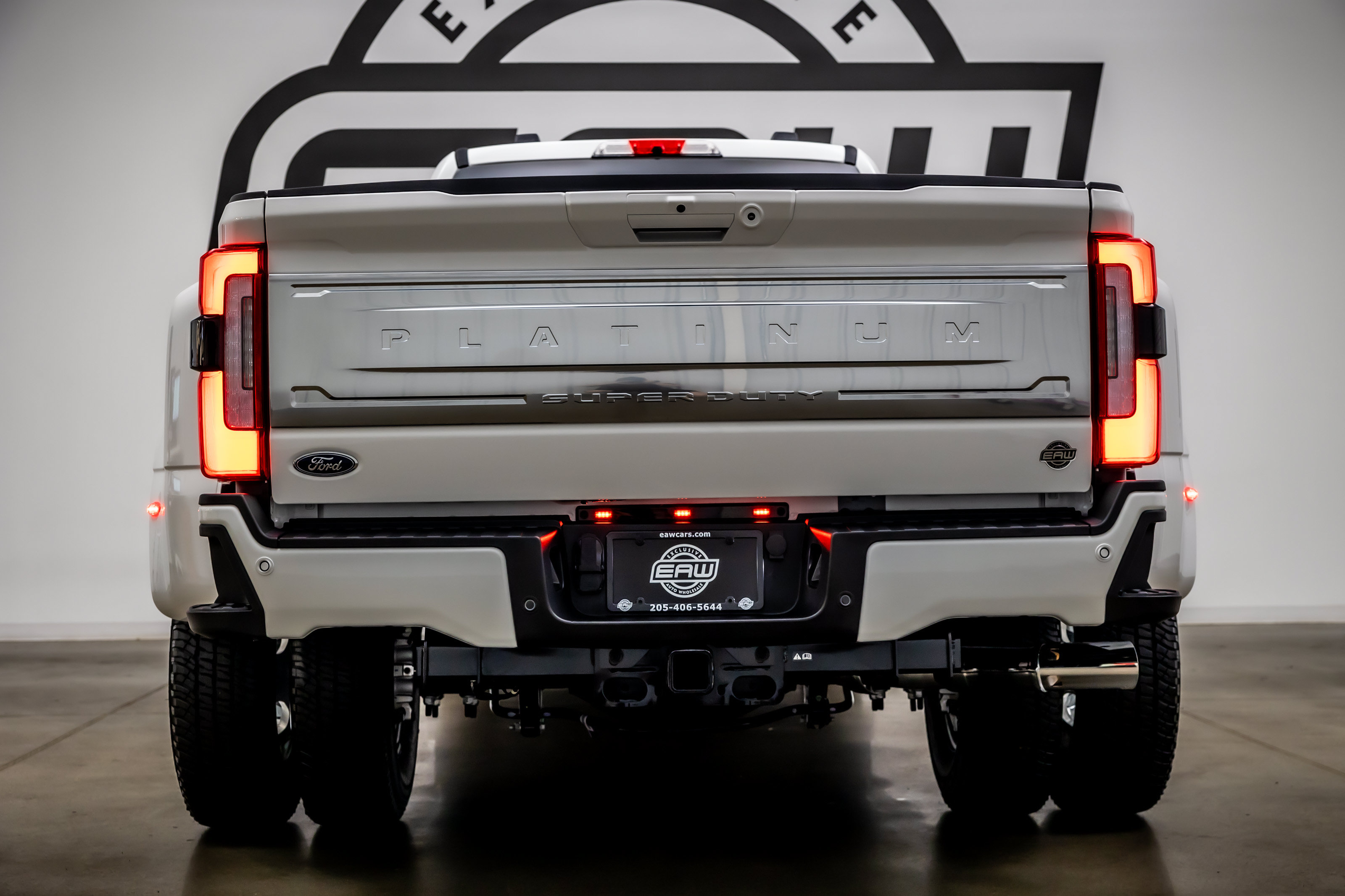 Used 2026 Ford F350 Platinum w/ Platinum Plus Package AWD/4WD image 11