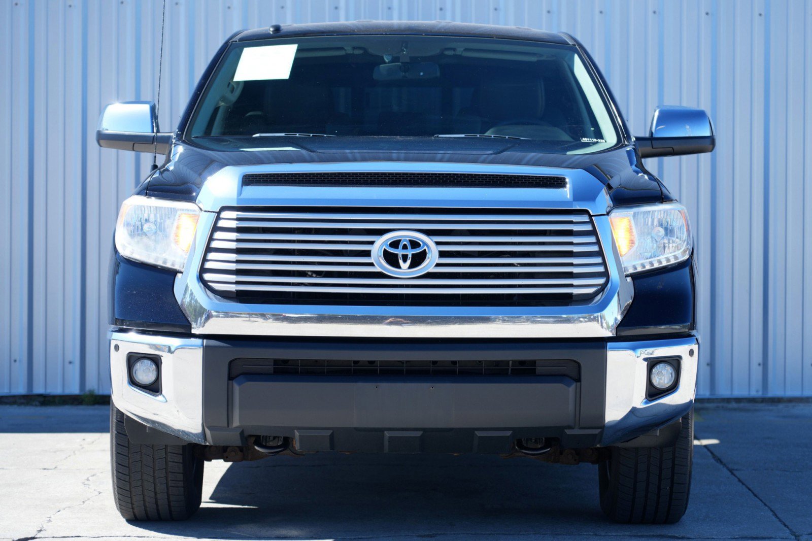 Used 2015 Toyota Tundra Limited w/ Limited Premium Package image 6