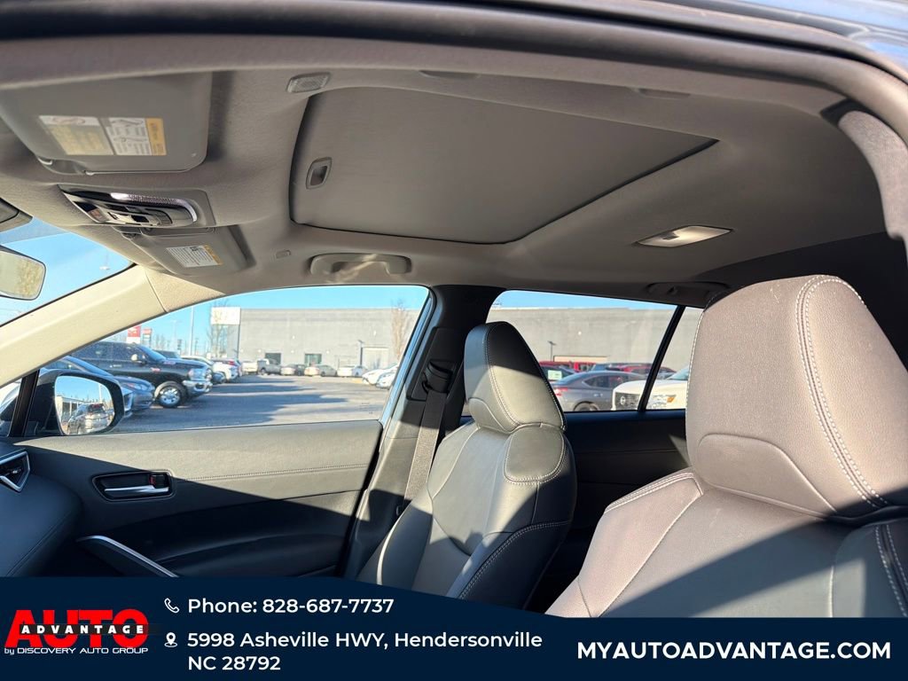 Used 2023 Toyota Corolla Cross XLE w/ Convenience Package image 14