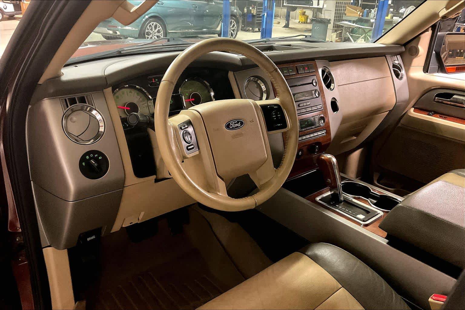 Used 2007 Ford Expedition EL Eddie Bauer image 16