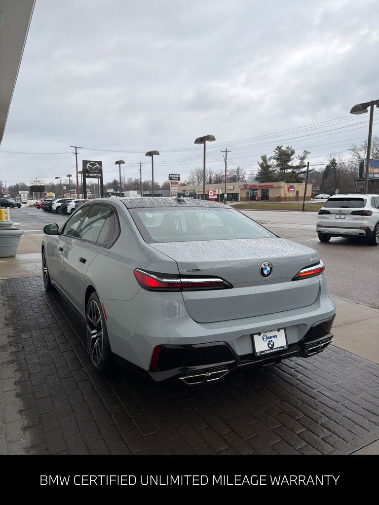 Certified 2024 BMW 760i xDrive w/ Executive Package image 6