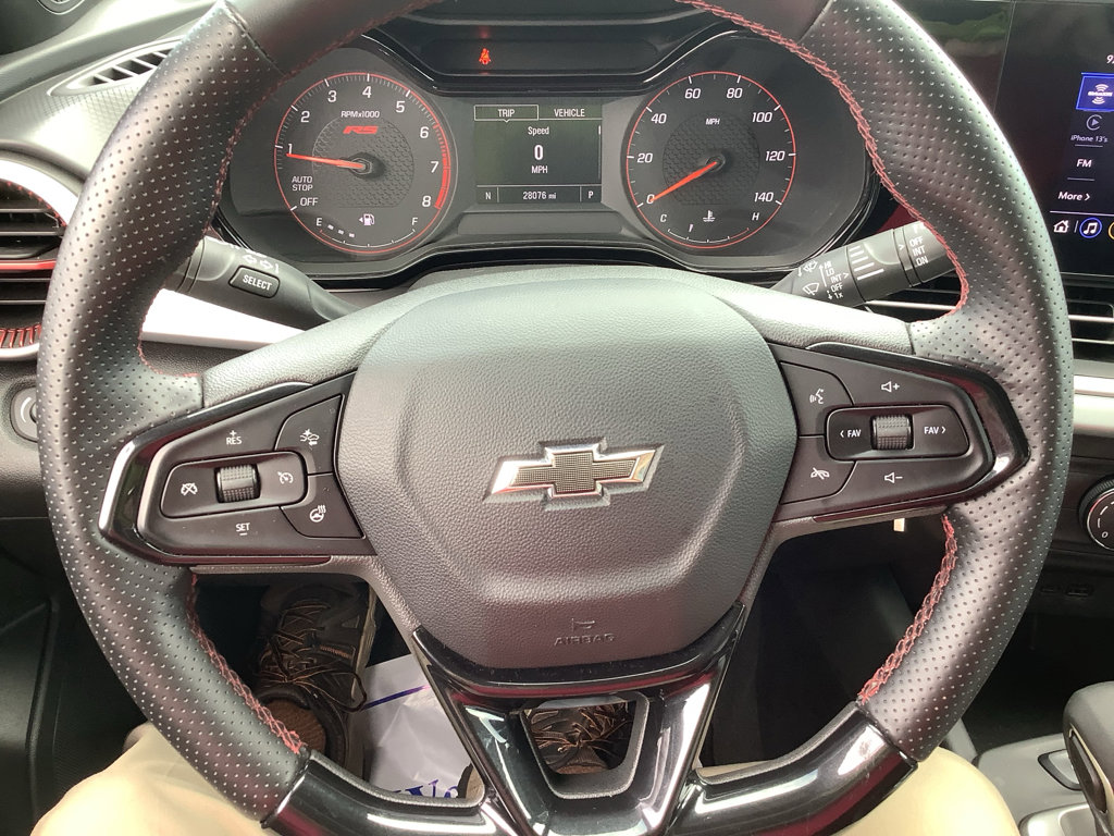 Used 2024 Chevrolet Trax ACTIV w/ Sunroof Package image 16